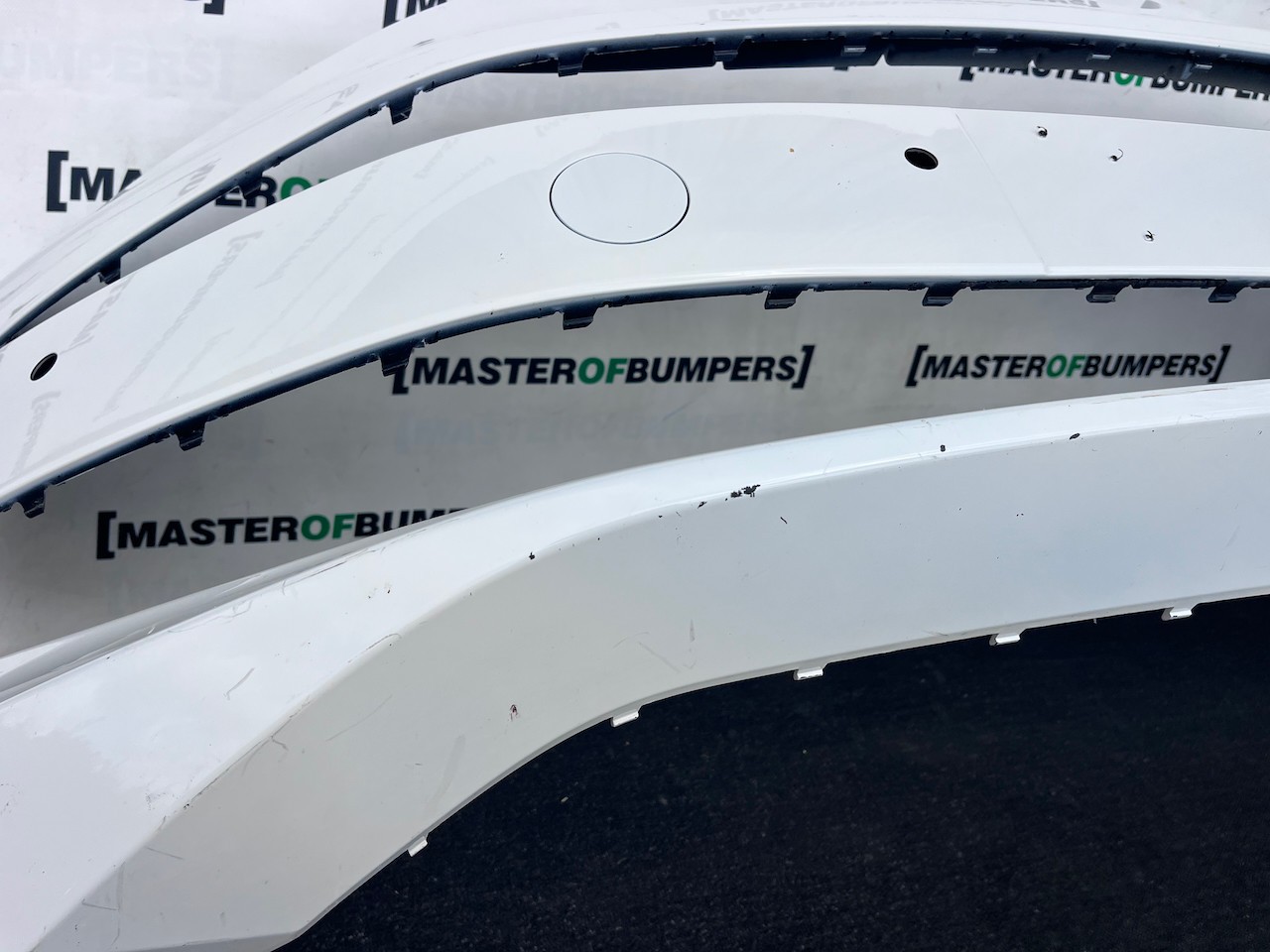 VW Multivan Style Edition T7 2022-2025 Front Bumper White 6 Pdc Genuine [v624]