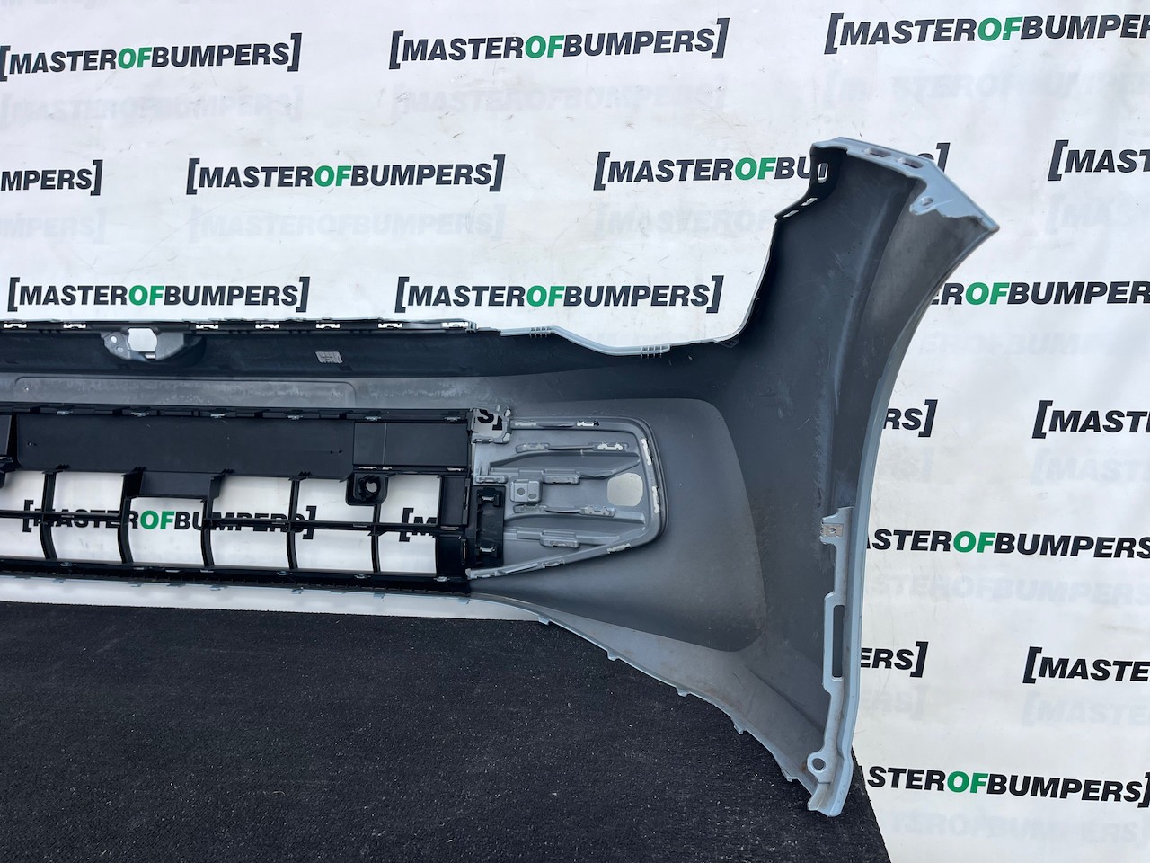 VW Golf Se Style Mk8 Lift Hatchback 2024-2026 Front Bumper 4 Pdc Genuine [v627]
