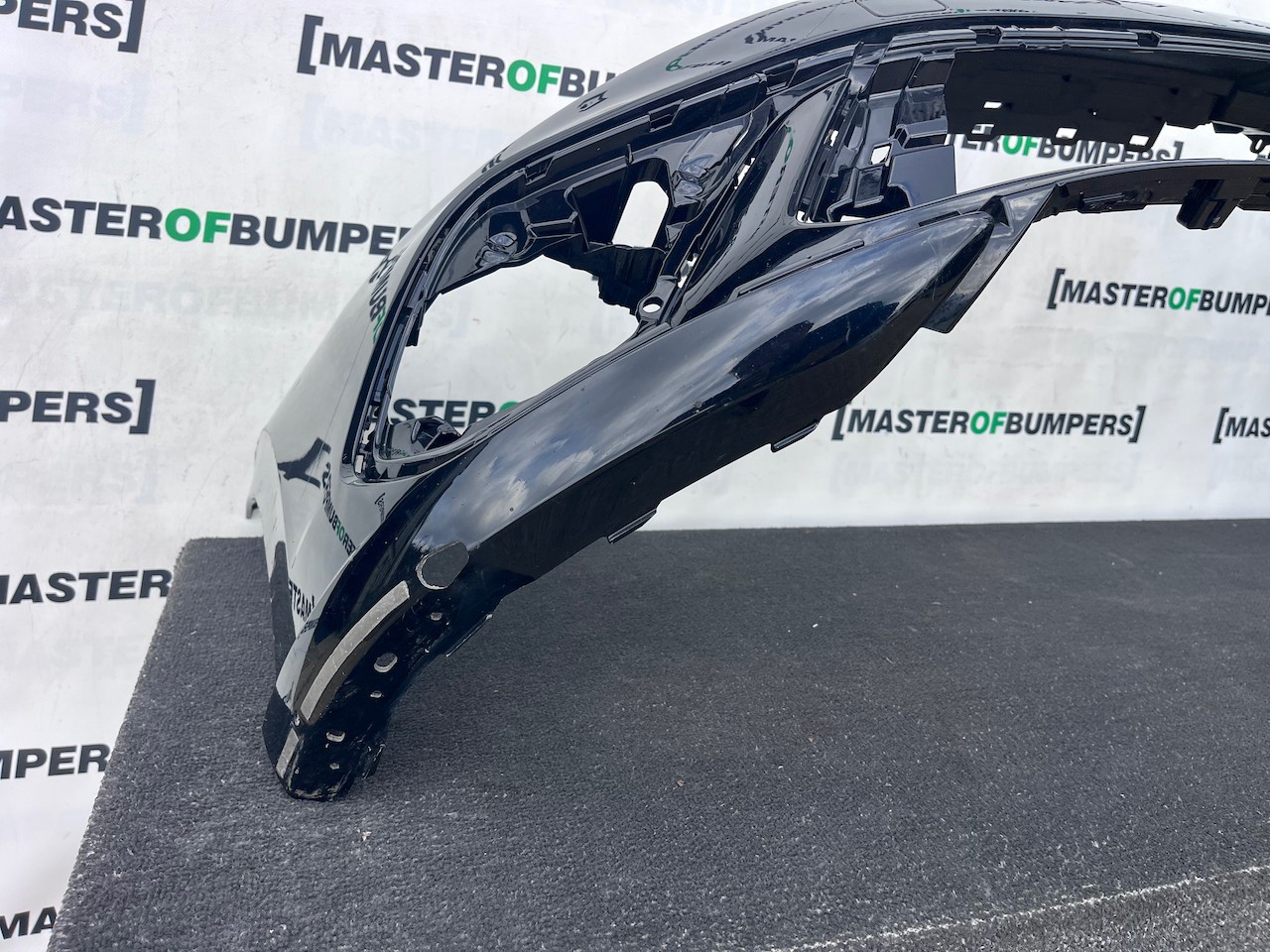 VW Polo R Line Mk6 Lift Hatchback 2021-2024 Front Bumper 4 Pdc Genuine [v628]