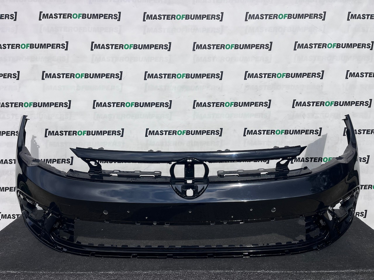 VW Polo R Line Mk6 Lift Hatchback 2021-2024 Front Bumper 4 Pdc Genuine [v628]
