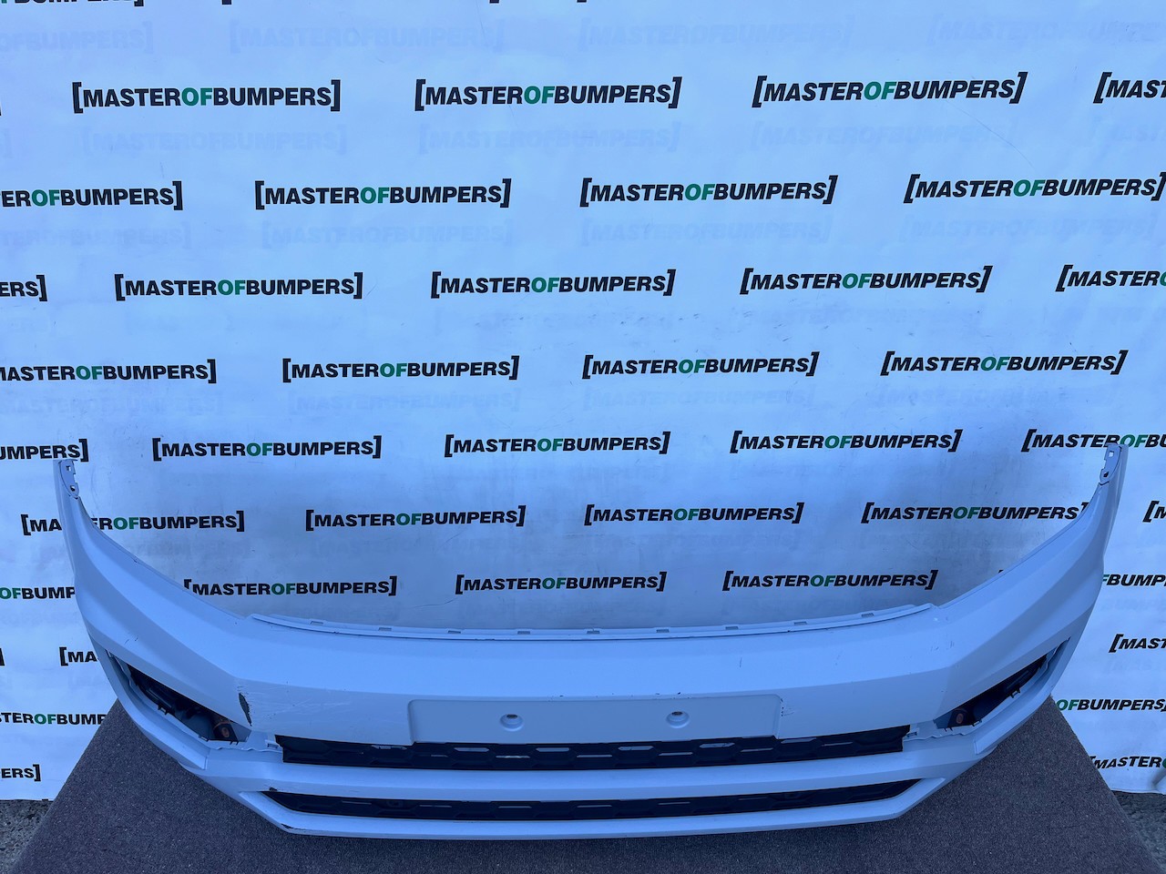 VW Amarok Mk1 Lift Pick Up 2016-2023 Front Bumper 4 Pdc Genuine [v642]
