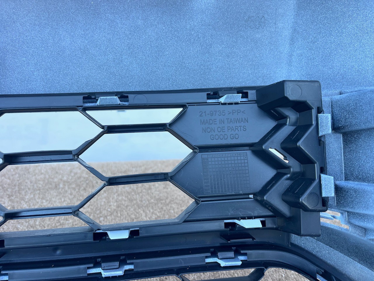 VW Amarok Mk1 Lift Pick Up 2016-2023 Front Bumper 4 Pdc Genuine [v642]
