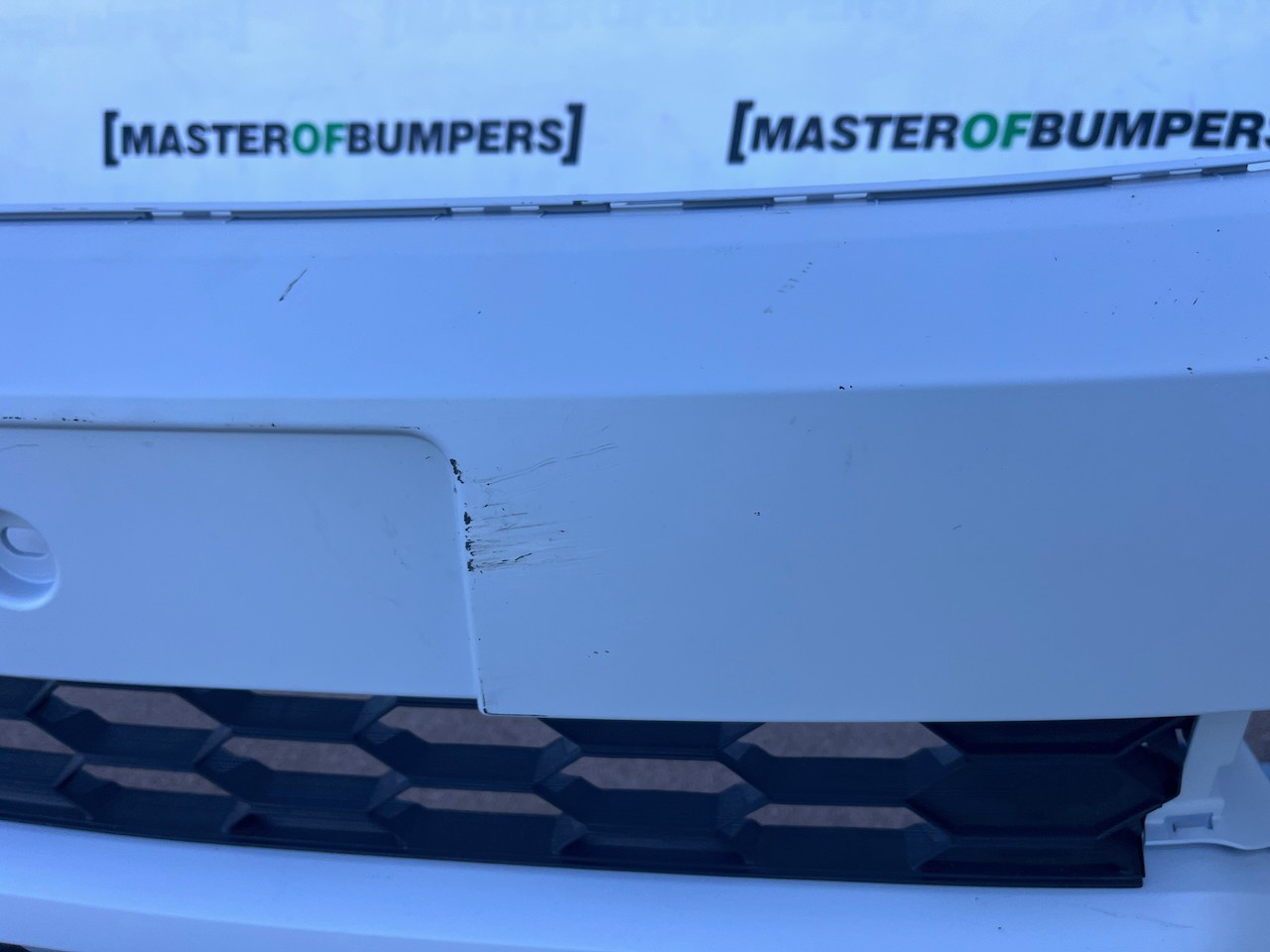 VW Amarok Mk1 Lift Pick Up 2016-2023 Front Bumper 4 Pdc Genuine [v642]