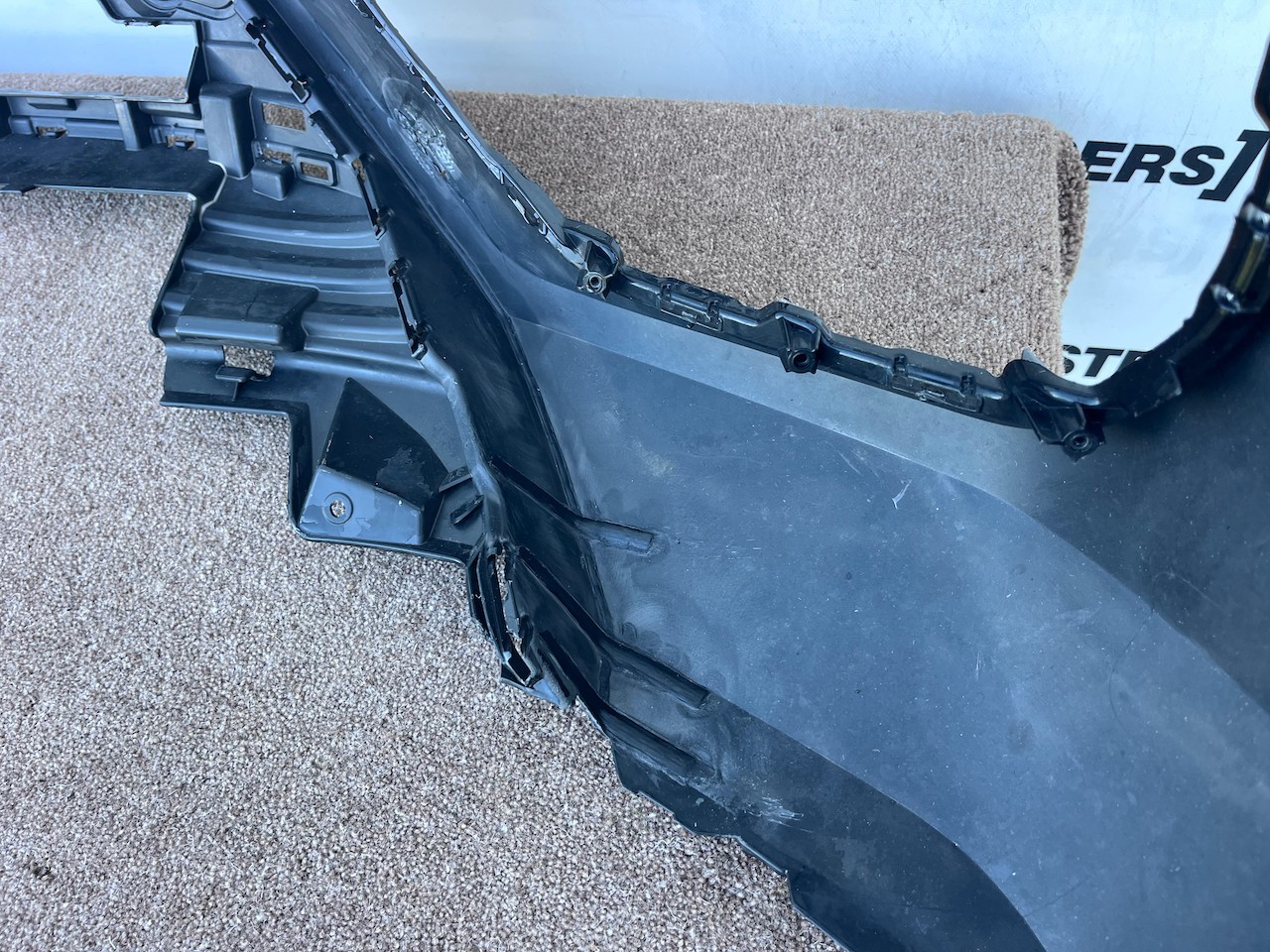 VW Touareg R Line Tdi V6 Mk3 2019-2023 Front Bumper 6 Pdc +jets Genuine [v643]
