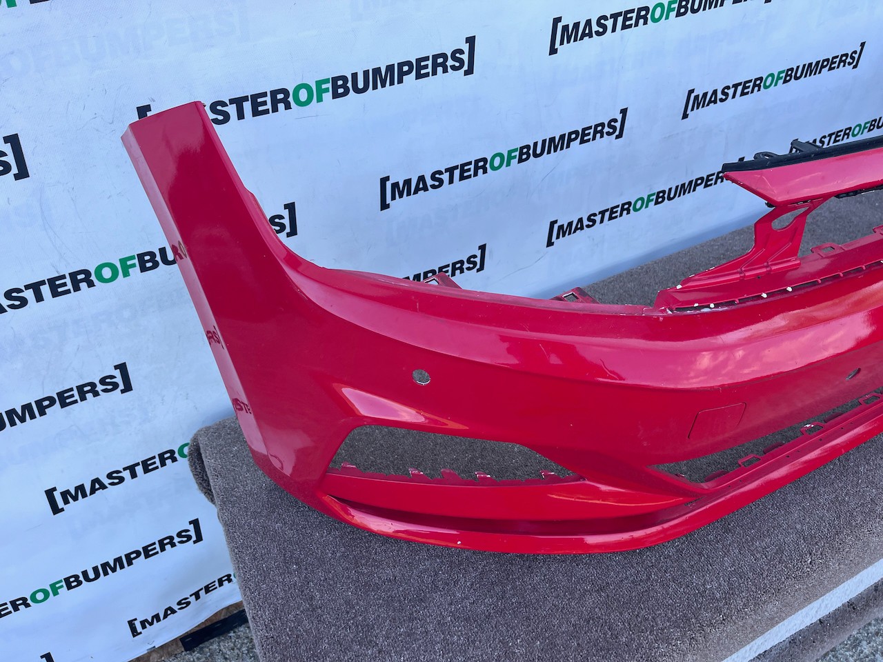 VW Polo Se Bluemotion Mk6 Hatchback 2021-2024 Front Bumper 4 Pdc Genuine [v649]