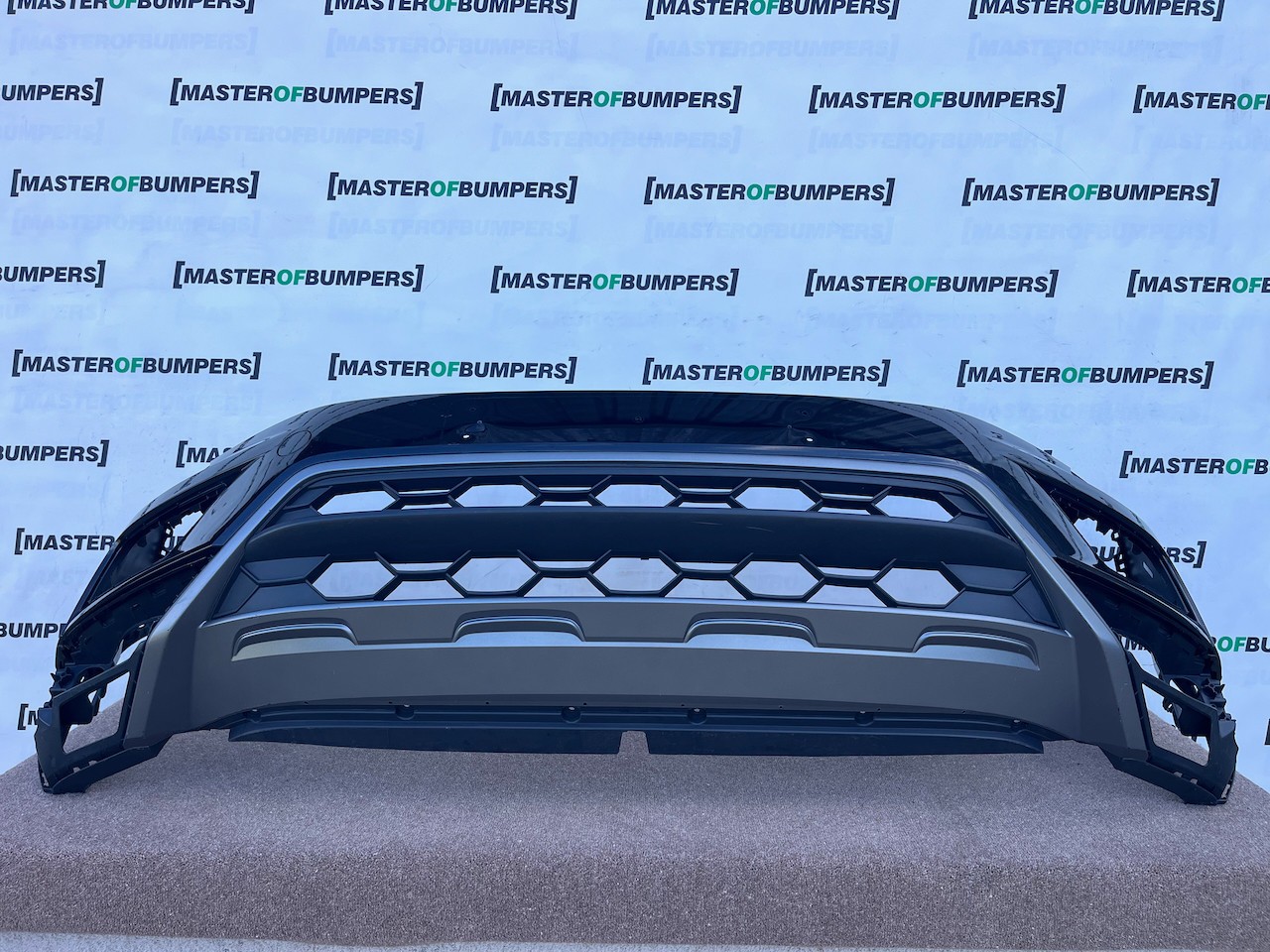 VW Tiguan Allspace Sel Mk2 Suv 2016-2019 Front Bumper 6 Pdc Jets Genuine [v653]