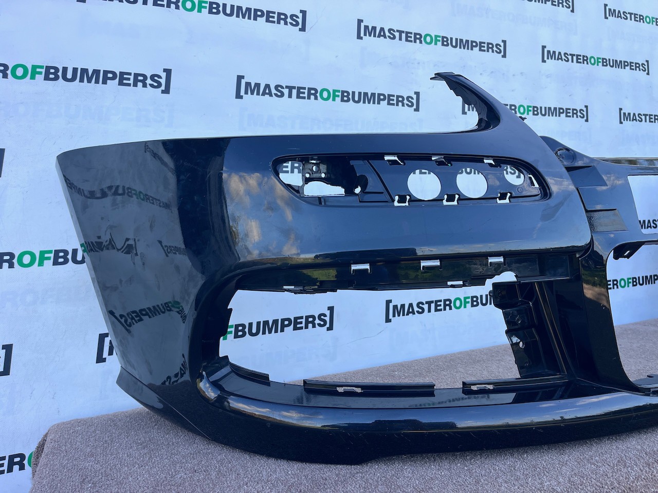 VW Golf R32 Hatchback 2006-2008 Front Bumper No Pdc Jets Genuine [v655]