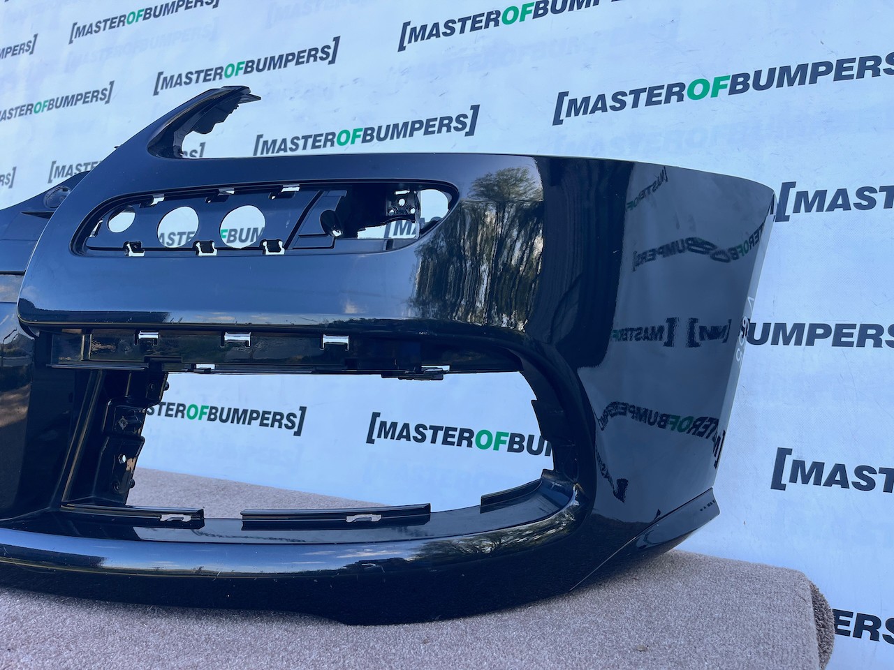 VW Golf R32 Hatchback 2006-2008 Front Bumper No Pdc Jets Genuine [v655]