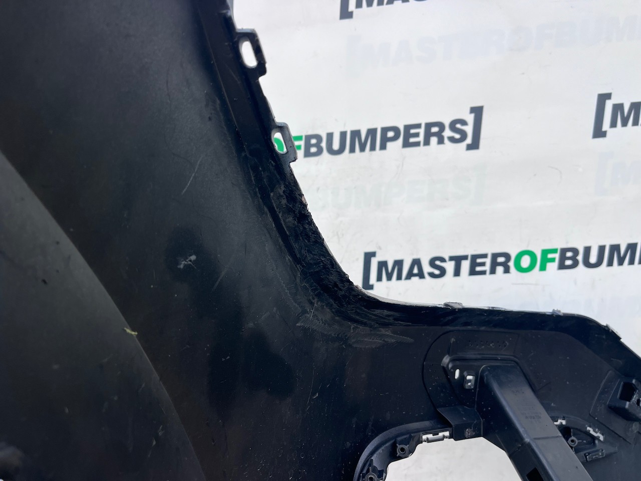 VW Touareg R Line Tdi V6 Mk3 2019-2023 Front Bumper 6 Pdc Jets Genuine [v663]