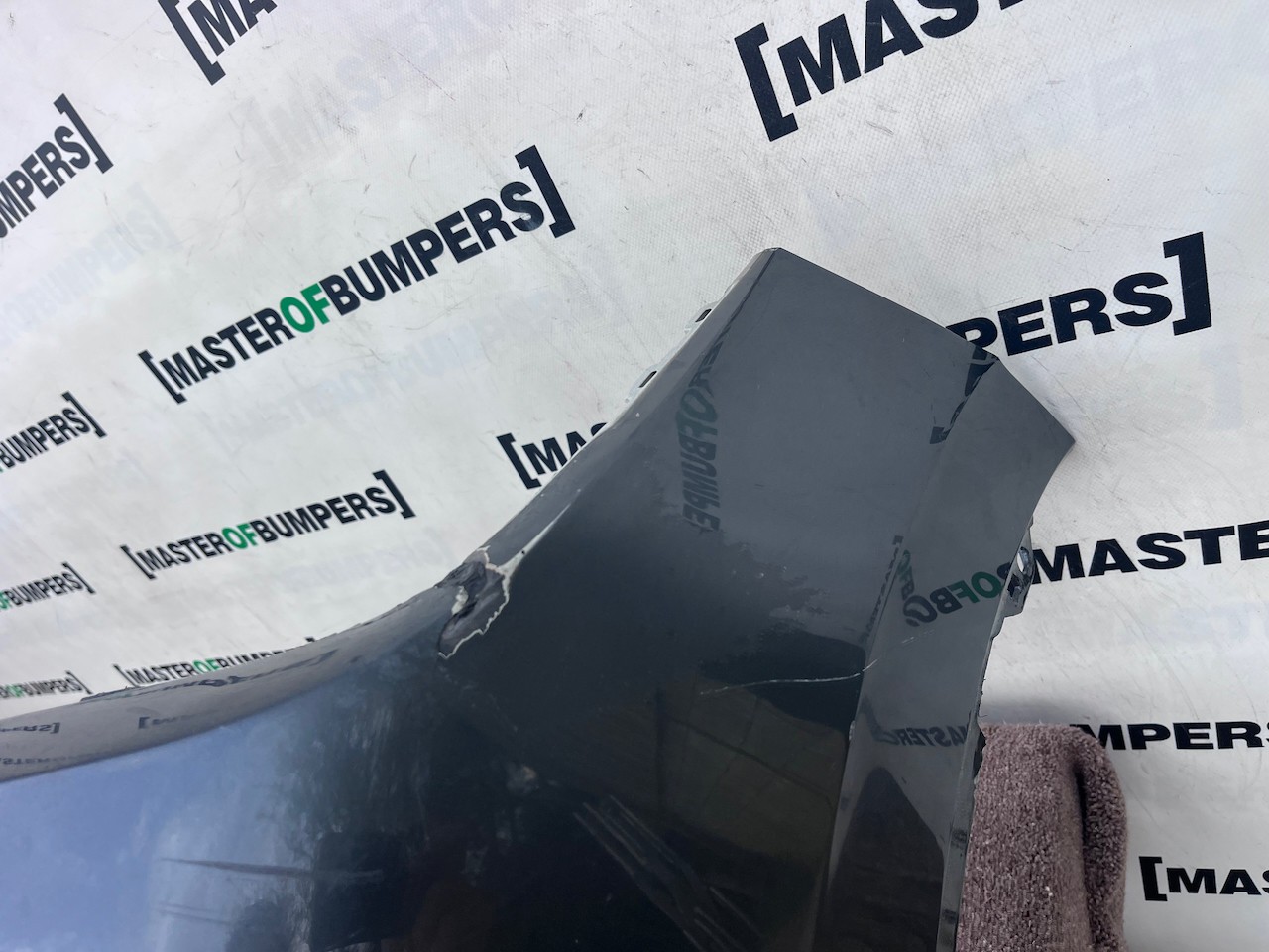 VW Touareg R Line Tdi V6 Mk3 2019-2023 Front Bumper 6 Pdc Jets Genuine [v663]