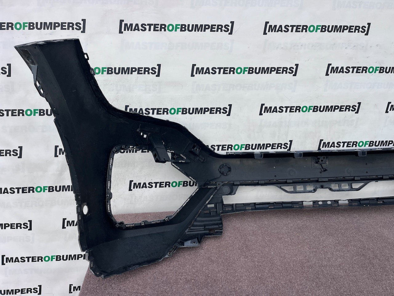 VW Touareg R Line Tdi V6 Mk3 2019-2023 Front Bumper 6 Pdc Jets Genuine [v663]