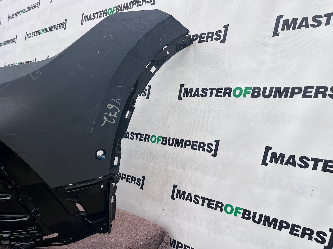 VW Tiguan R Line 5na Mk2 Lift 2020-2023 Front Bumper 6 Pdc Genuine [v672]