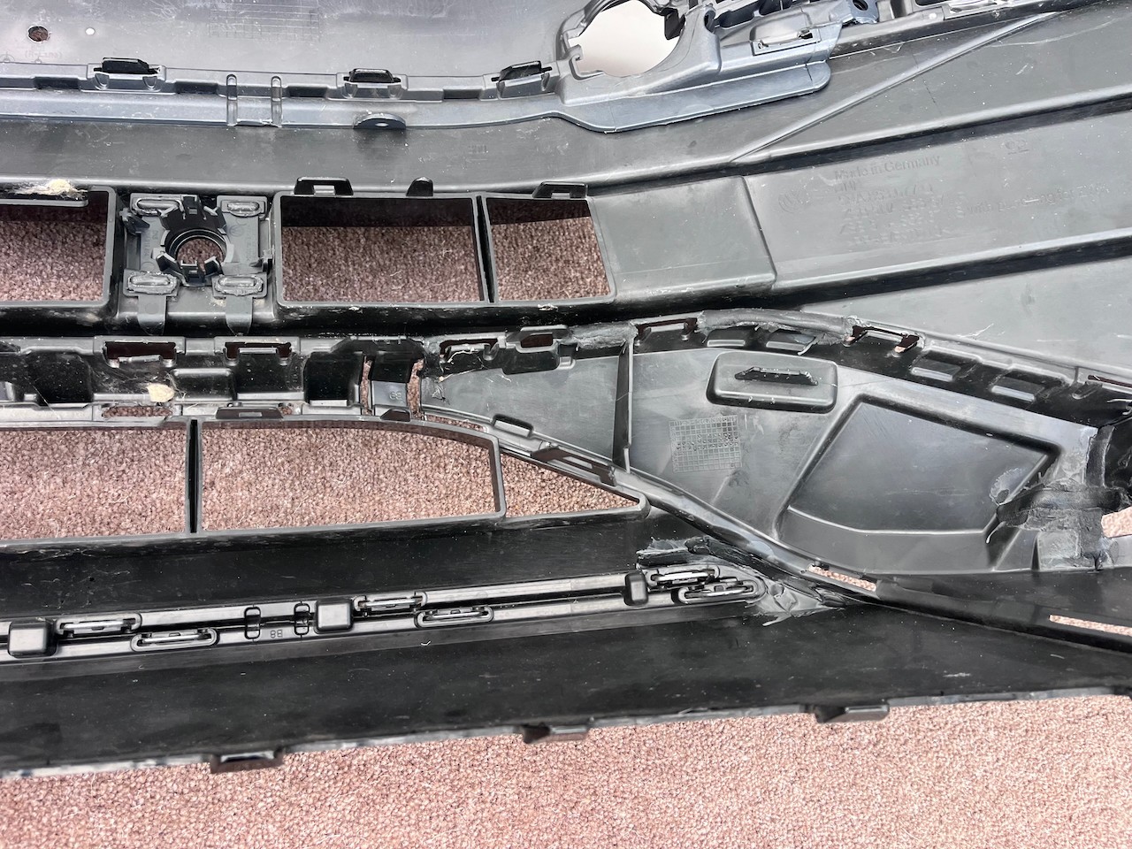 VW Tiguan R Line 5na Mk2 Lift 2020-2023 Front Bumper 6 Pdc Genuine [v672]