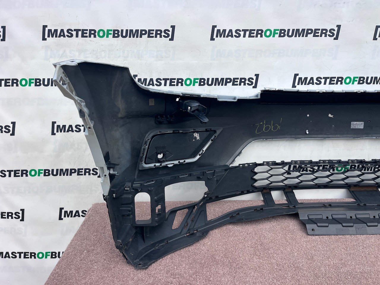 VW Tiguan Sel Bluemtion Mk2 Suv 2016-2019 Front Bumper 6 Pdc Jets Genuine [v681]