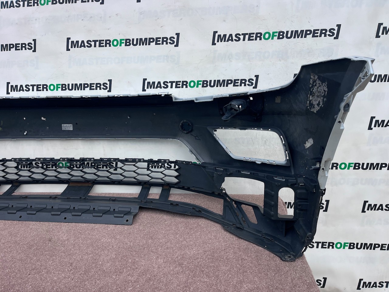 VW Tiguan Sel Bluemtion Mk2 Suv 2016-2019 Front Bumper 6 Pdc Jets Genuine [v681]