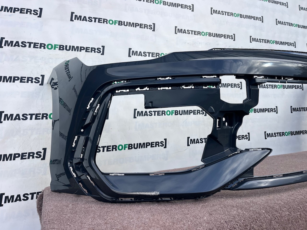 VW Golf R-line Mk8 Lift Hatchback 2024-2027 Front Bumper 4 Pdc Genuine [v668]