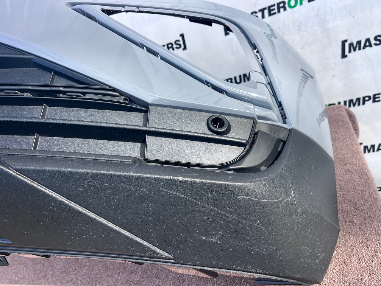 VW Tiguan Elegance Tfsi Tdi Mk2 Lift 2021-2024 Front Bumper 4 Pdc Genuine [v682]