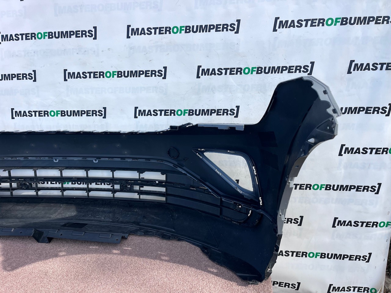 VW Tiguan Elegance Tfsi Tdi Mk2 Lift 2021-2024 Front Bumper 4 Pdc Genuine [v682]