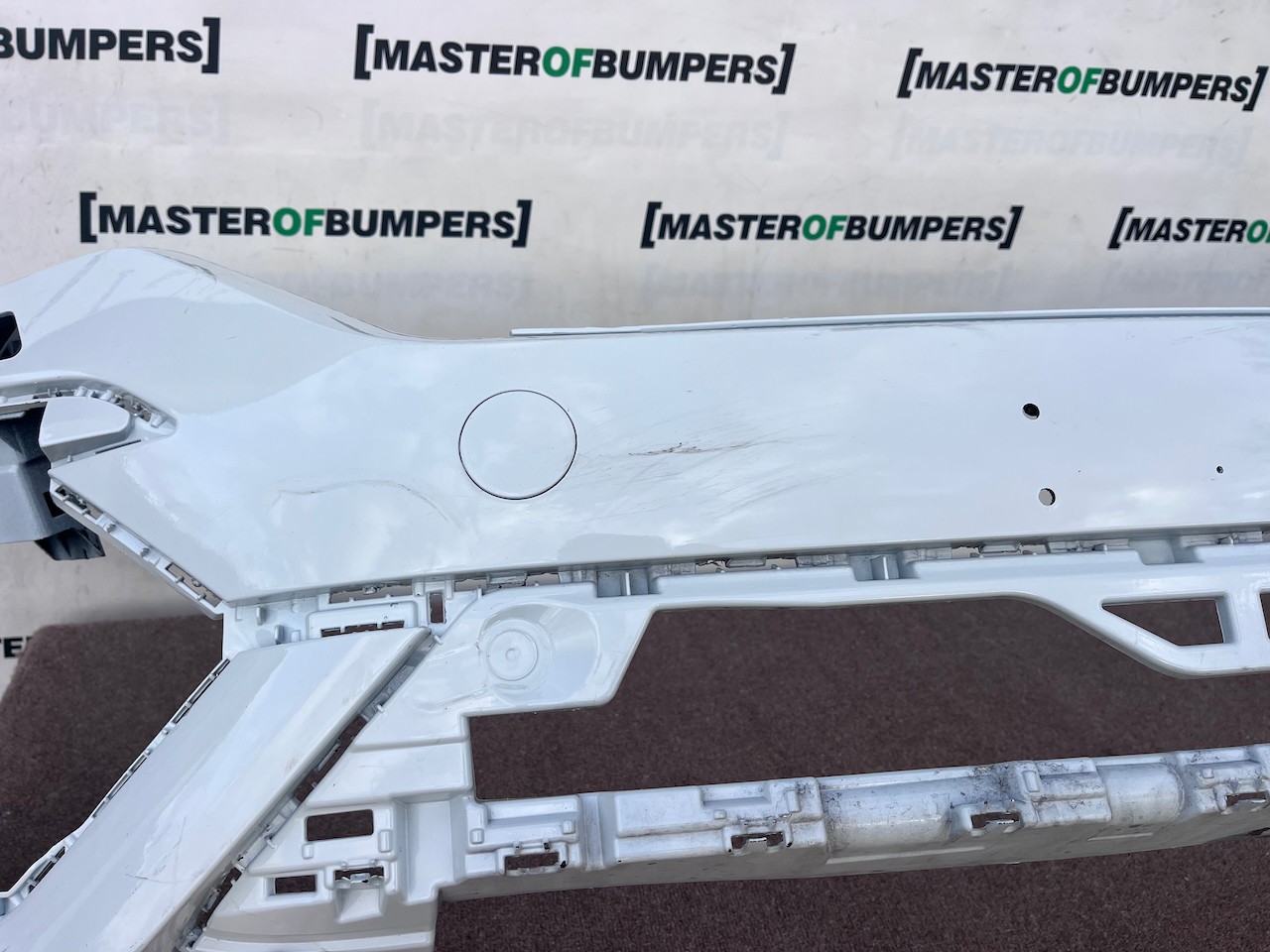 VW Touareg R Line Tdi V6 Mk3 2019-2023 Front Bumper 6 Pdc Jets Genuine [v662]
