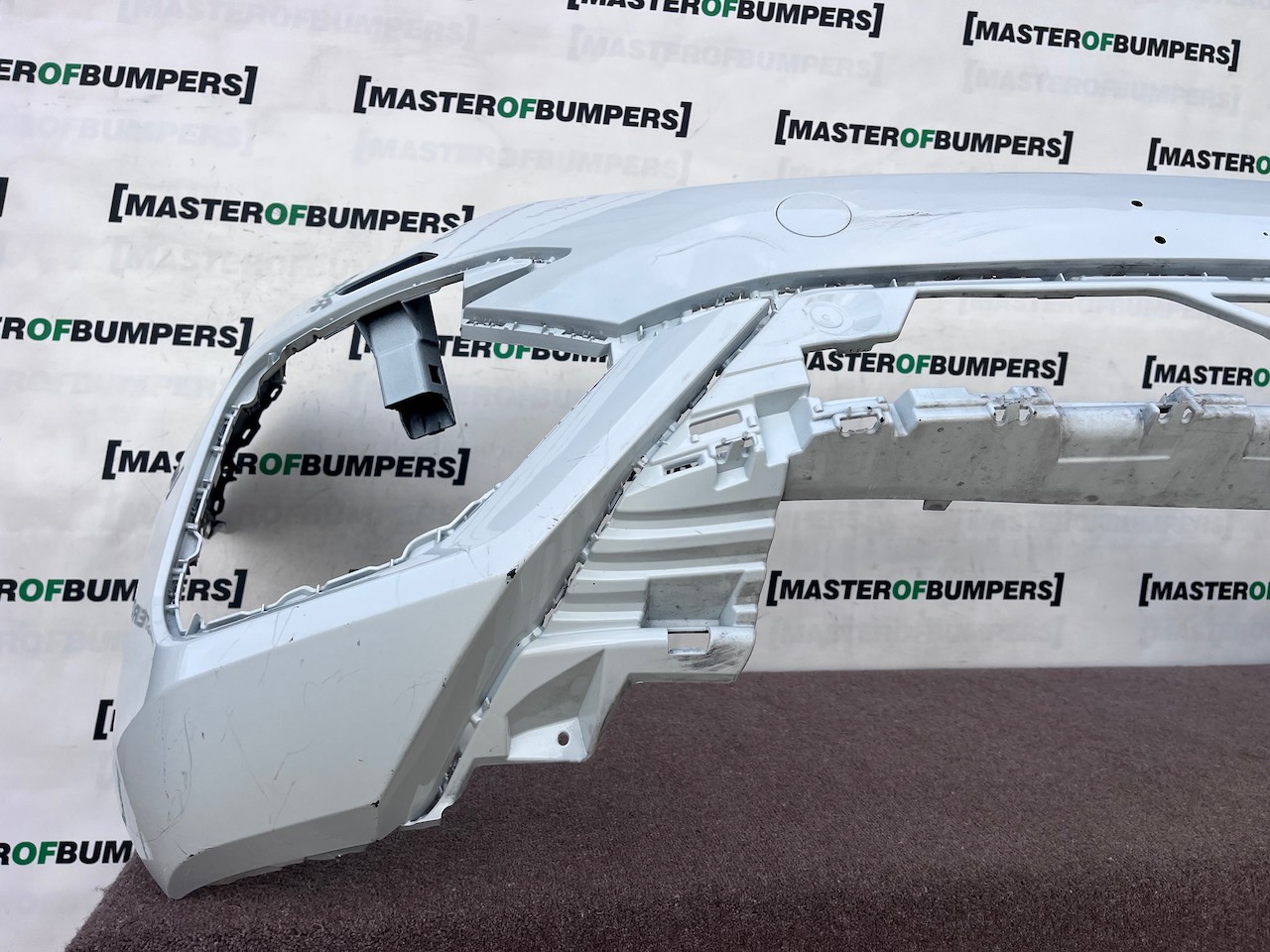 VW Touareg R Line Tdi V6 Mk3 2019-2023 Front Bumper 6 Pdc Jets Genuine [v662]