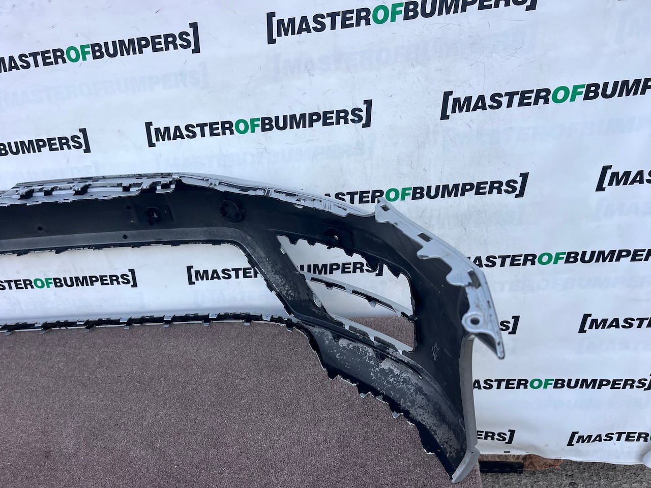 VW Golf R Mk7 Hatchback Estate 2013-2016 Front Bumper 4 Pdc +jets Genuine [v667]