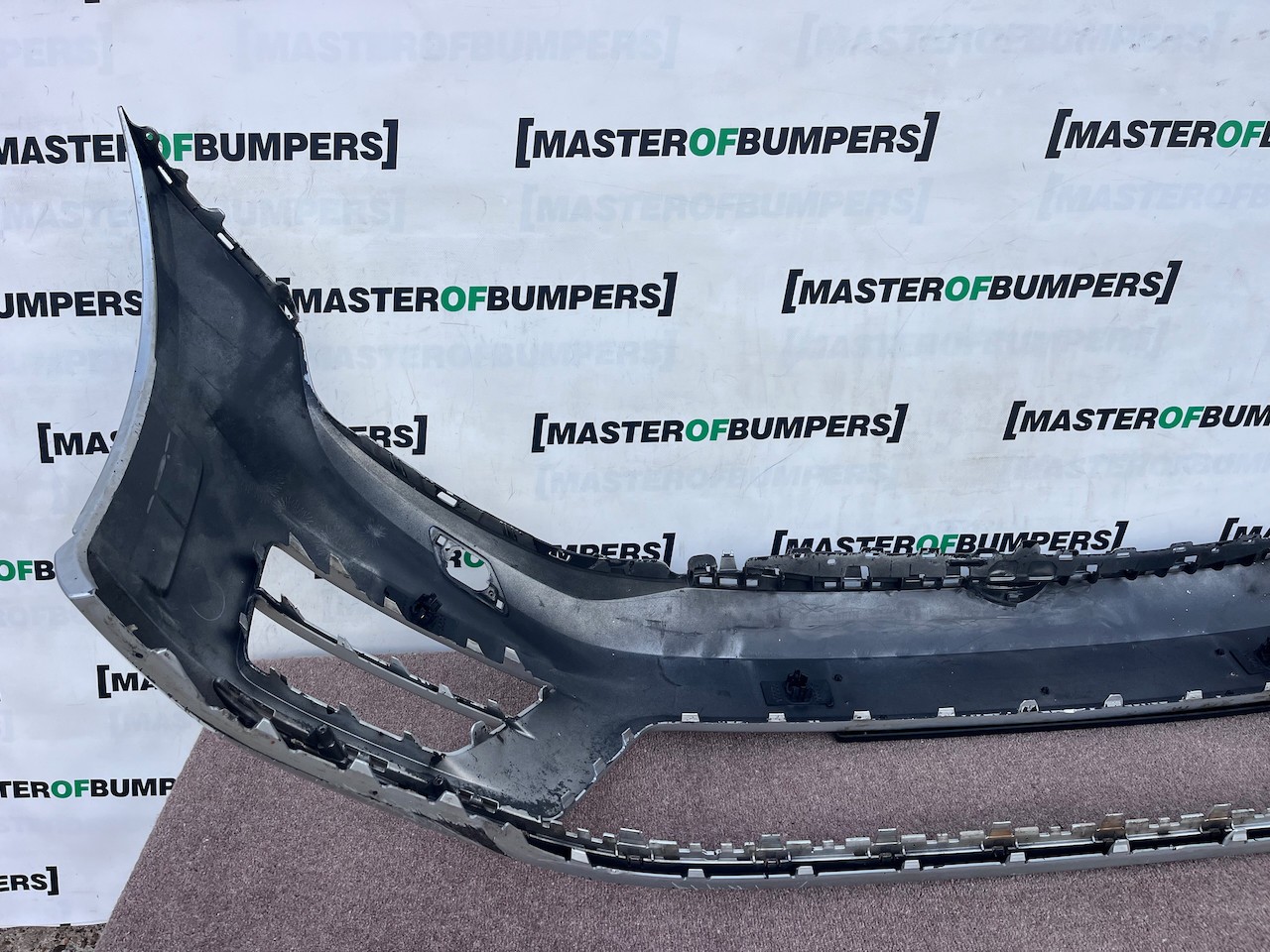 VW Golf R Mk7 Hatchback Estate 2013-2016 Front Bumper 4 Pdc +jets Genuine [v667]