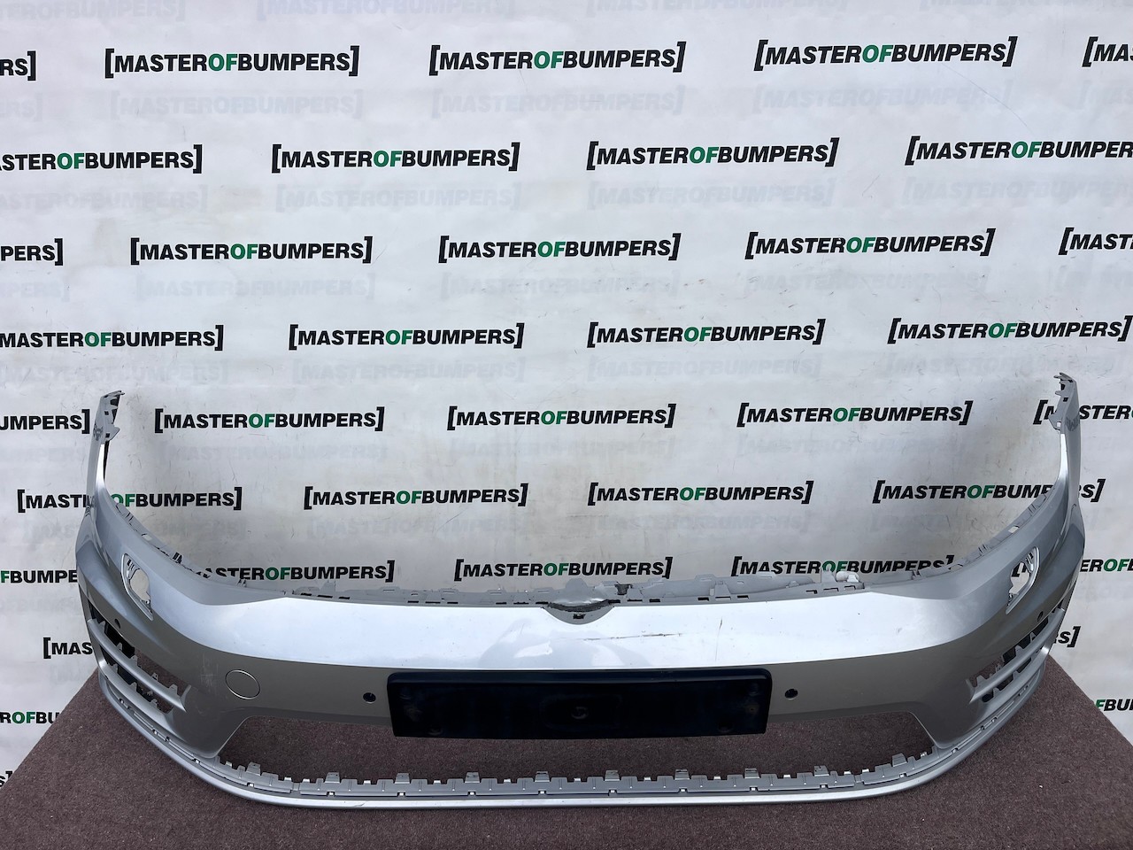 VW Golf R Mk7 Hatchback Estate 2013-2016 Front Bumper 4 Pdc +jets Genuine [v667]