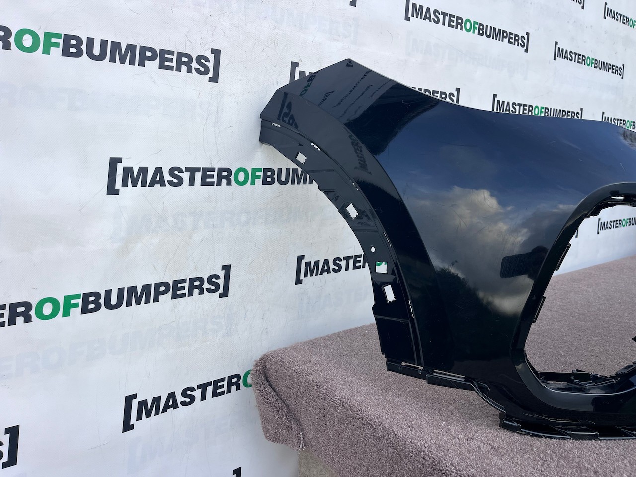 VW T-cross Elegance Tfsi Tdi Lift 2024-2027 Front Bumper 4 Pdc Genuine [v674]