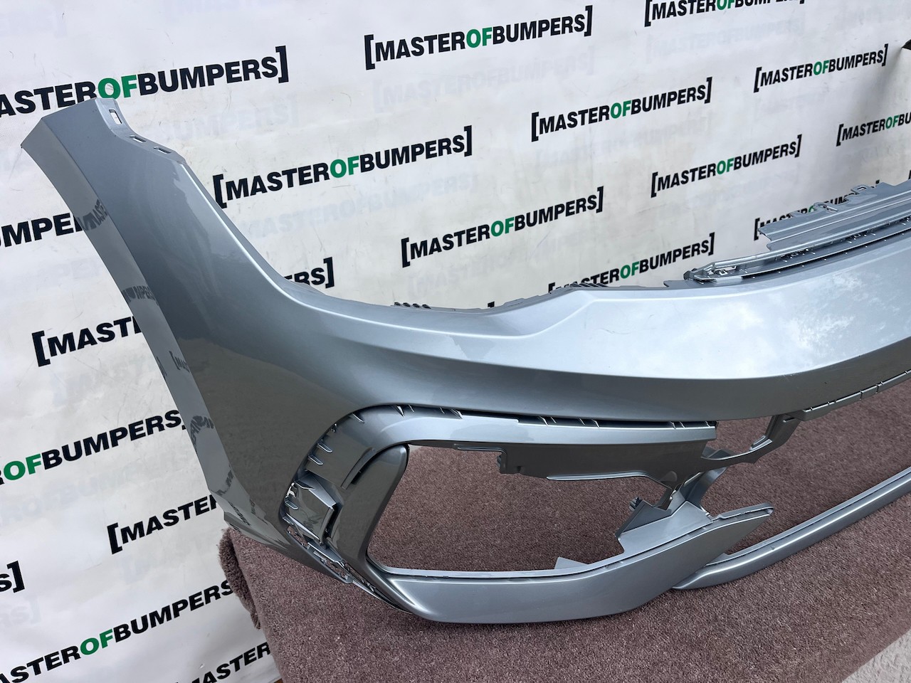 VW Golf R-line Mk8 Lift Hatchback 2024-2027 Front Bumper 4 Pdc Genuine [v669]