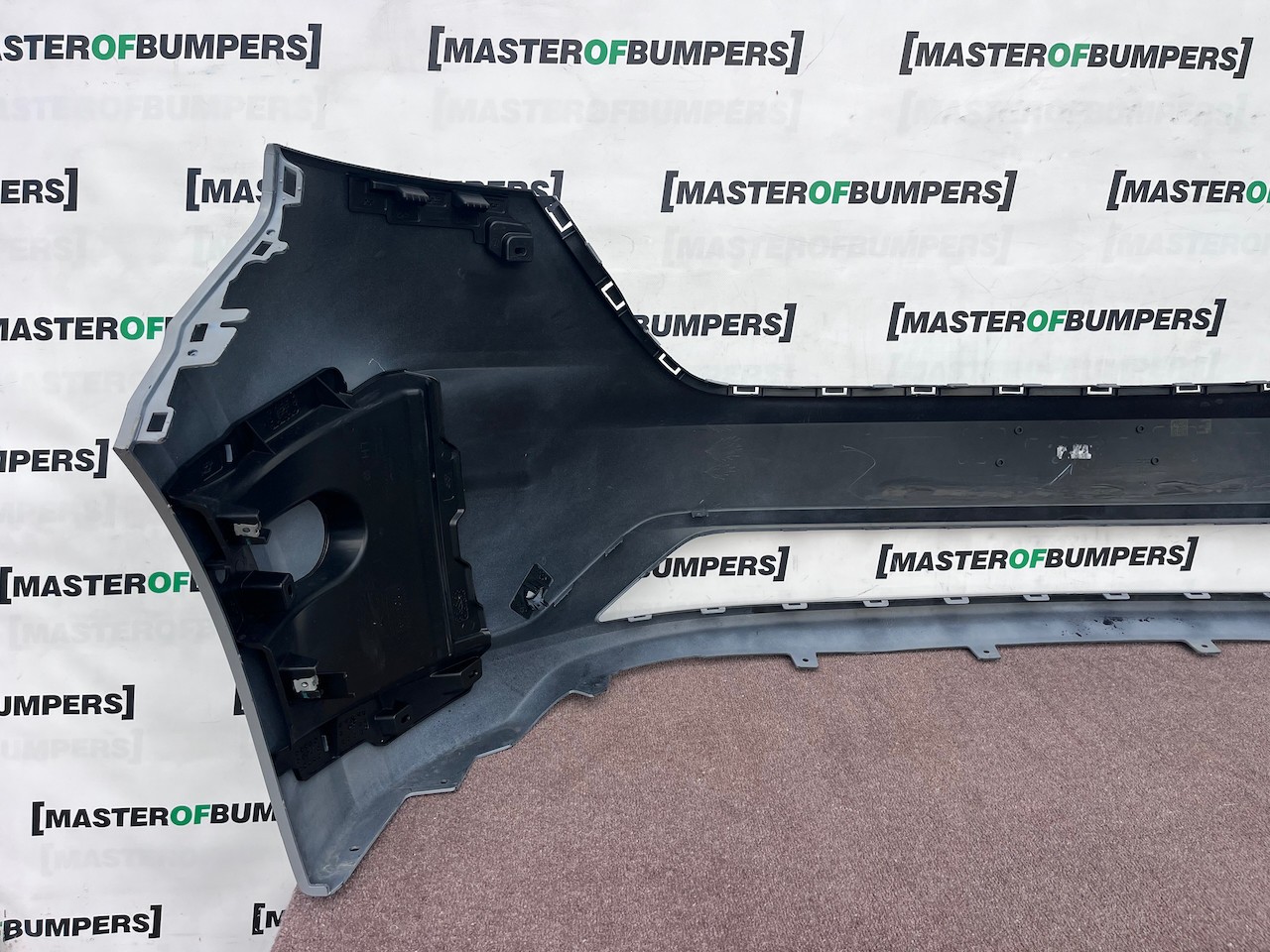 VW Transporter T7 Panel Van 2025-2028 Front Bumper 4 Pdc Genuine [v664]