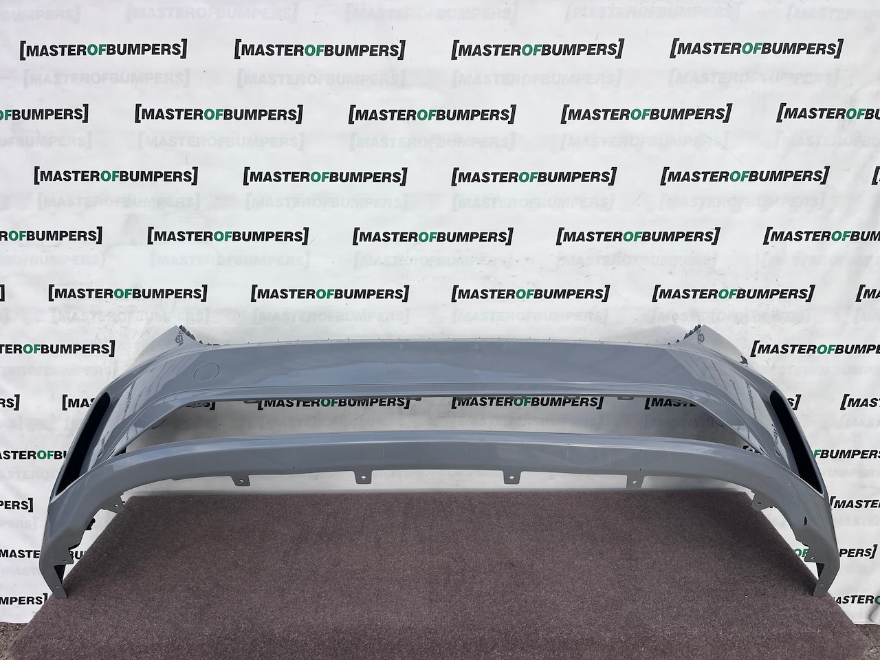 VW Transporter T7 Panel Van 2025-2028 Front Bumper 4 Pdc Genuine [v664]