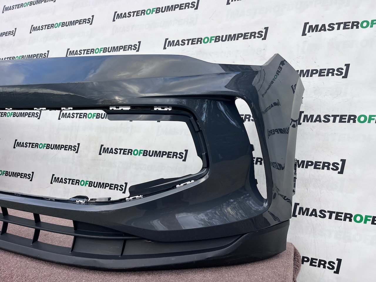 VW Tiguan Style Life Match Mk3 2024-2026 Front Bumper Pdc Genuine [v675]