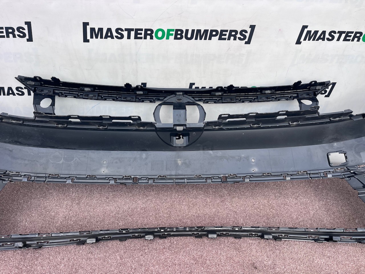 VW Polo Se Mk6 Lift Hatchback 2021-2024 Front Bumper No Pdc Genuine [v677]