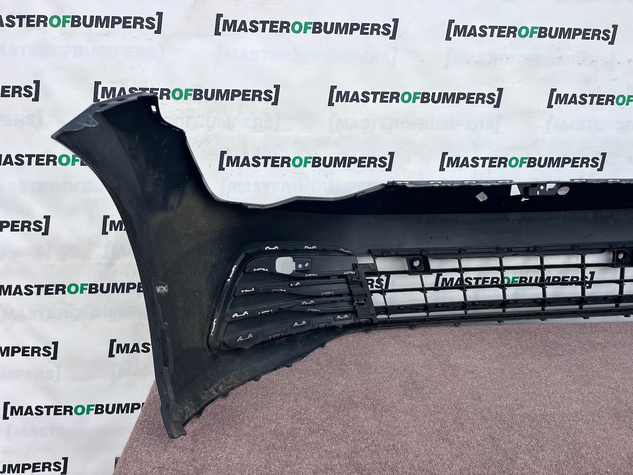 VW Golf Se Mk8 Hatchback 2020-2024 Front Bumper 4 Pdc Genuine [v476]