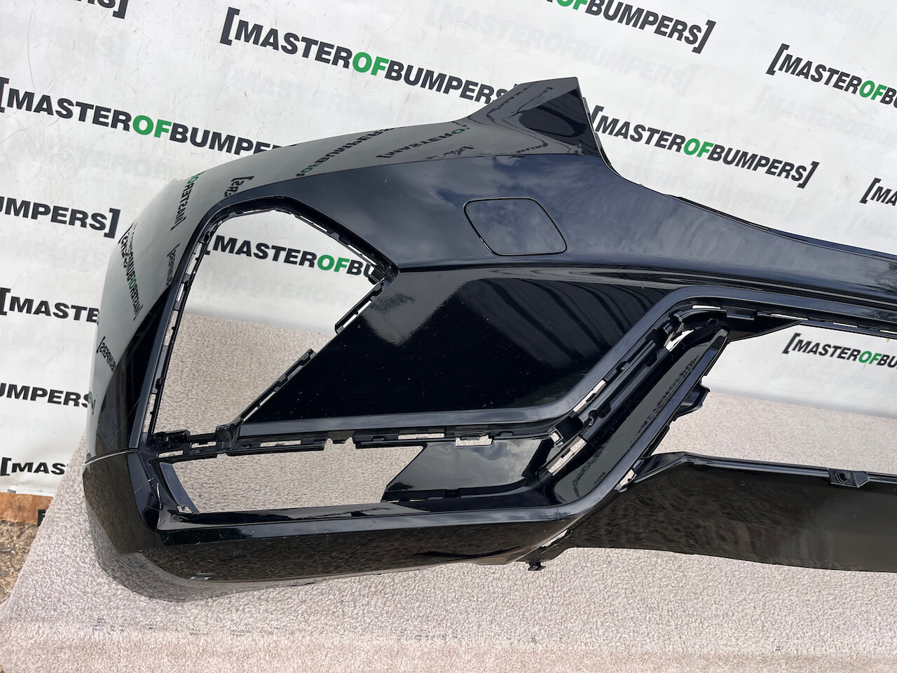 Volvo Xc60 R Design Suv Lift 2021-2024 Front Bumper 4 Pdc Genuine [n364]