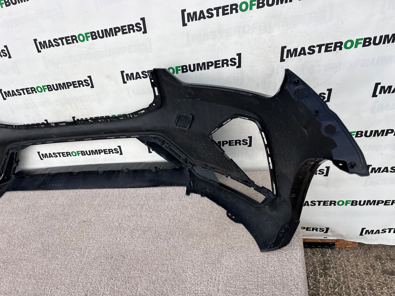 Volvo Xc60 R Design Suv Lift 2021-2024 Front Bumper 4 Pdc Genuine [n364]