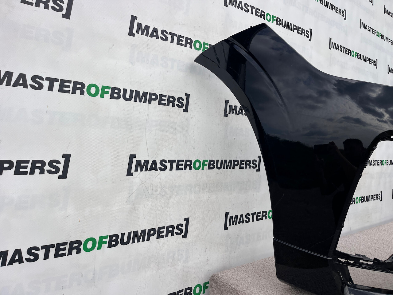 Volvo Xc60 R Design Suv Lift 2021-2024 Front Bumper 4 Pdc Genuine [n364]