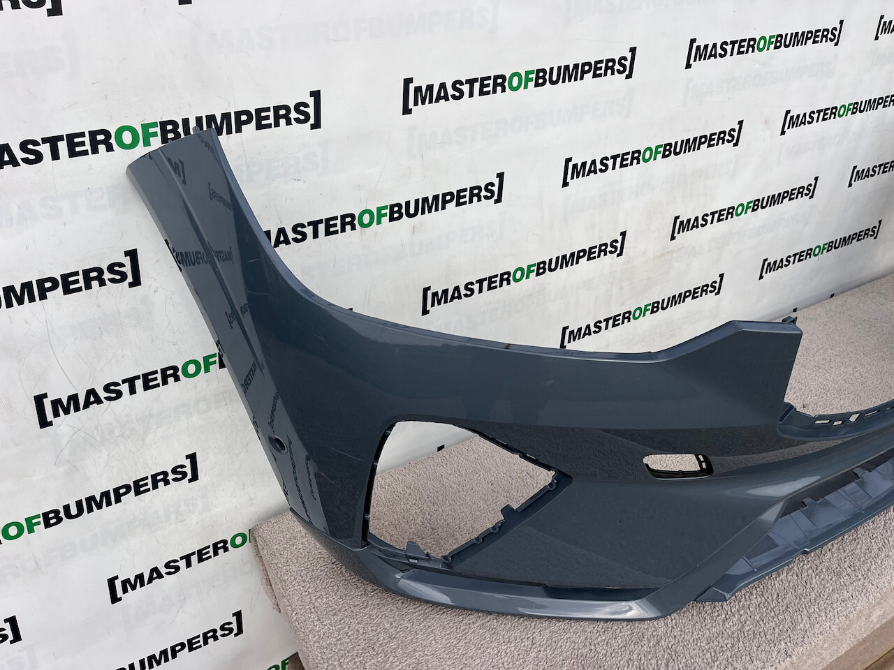 Volvo Xc60 R Design Suv Lift 2021-2024 Front Bumper 6 Pdc Genuine [n362]