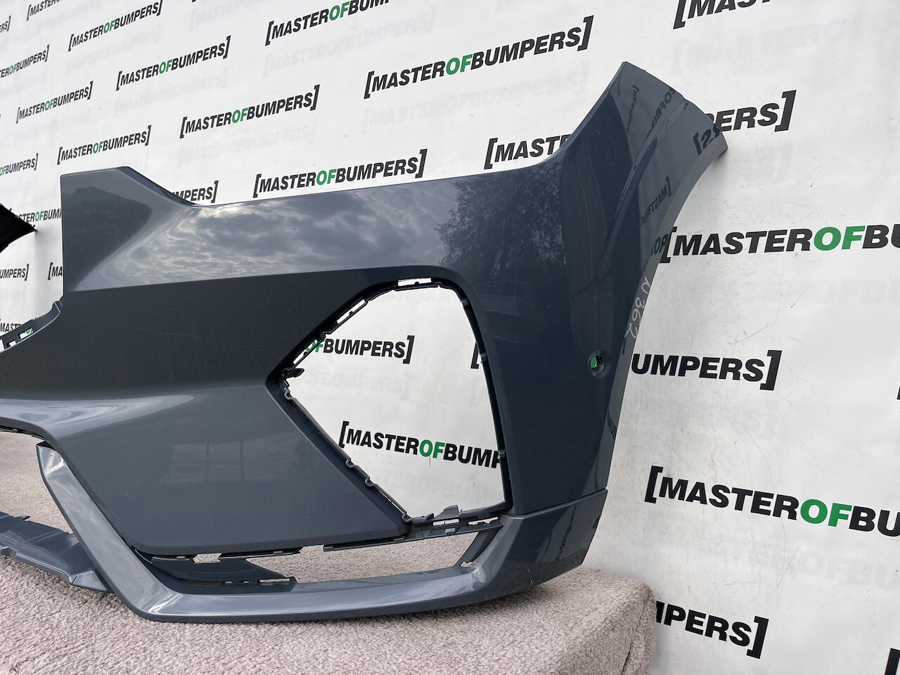 Volvo Xc60 R Design Suv Lift 2021-2024 Front Bumper 6 Pdc Genuine [n362]
