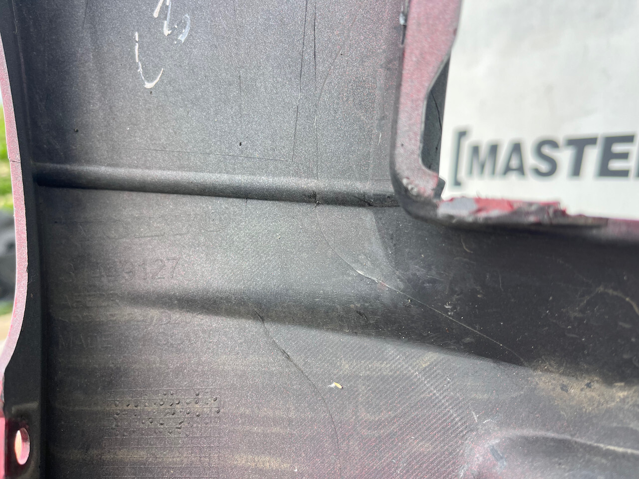 Volvo Xc60 R Design Suv 2017-2020 Front Bumper 6 Pdc +jets Genuine [n366]