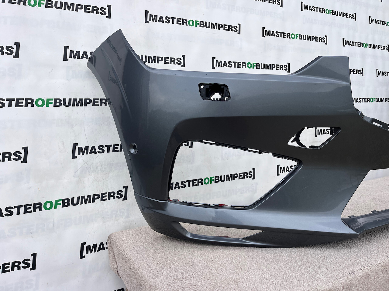 Volvo Xc60 R Design Suv 2017-2020 Front Bumper 6 Pdc +jets Genuine [n366]