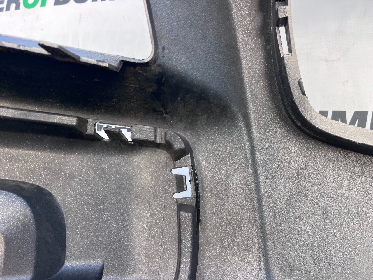 Volvo Xc70 Se 2009-2014 Front Bumper Genuine [n392]