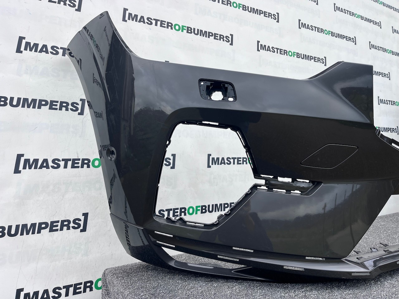 Vovlo Xc60 Ultra Inscriptio Mk2 Lift 2021-2025 Front Bumper 6 Pdc Genuine [n390]