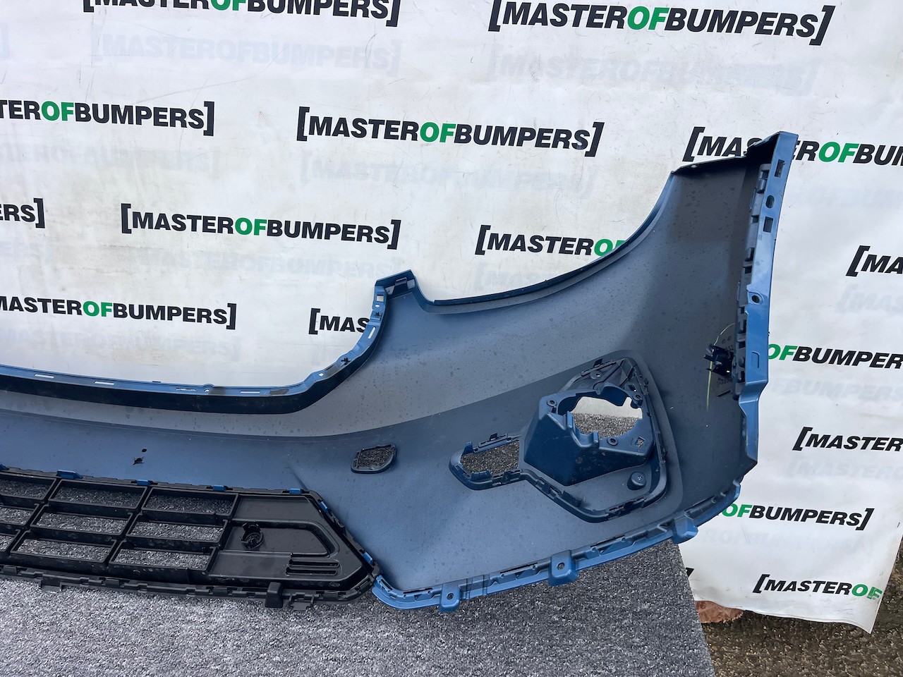 Volvo Xc40 Ultimate Phev Hybrid Lift 2022-on Front Bumper 6 Pdc Genuine [n393]