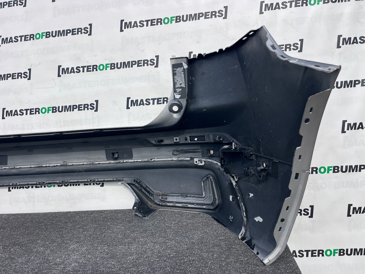 Volvo Xc60 R Design Suv Lift 2021-2025 Rear Bumper 6 Pdc Genuine [n411]