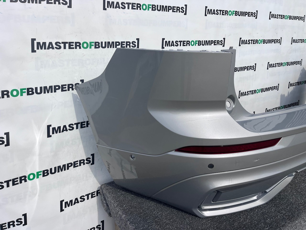 Volvo Xc60 R Design Suv Lift 2021-2025 Rear Bumper 6 Pdc Genuine [n411]