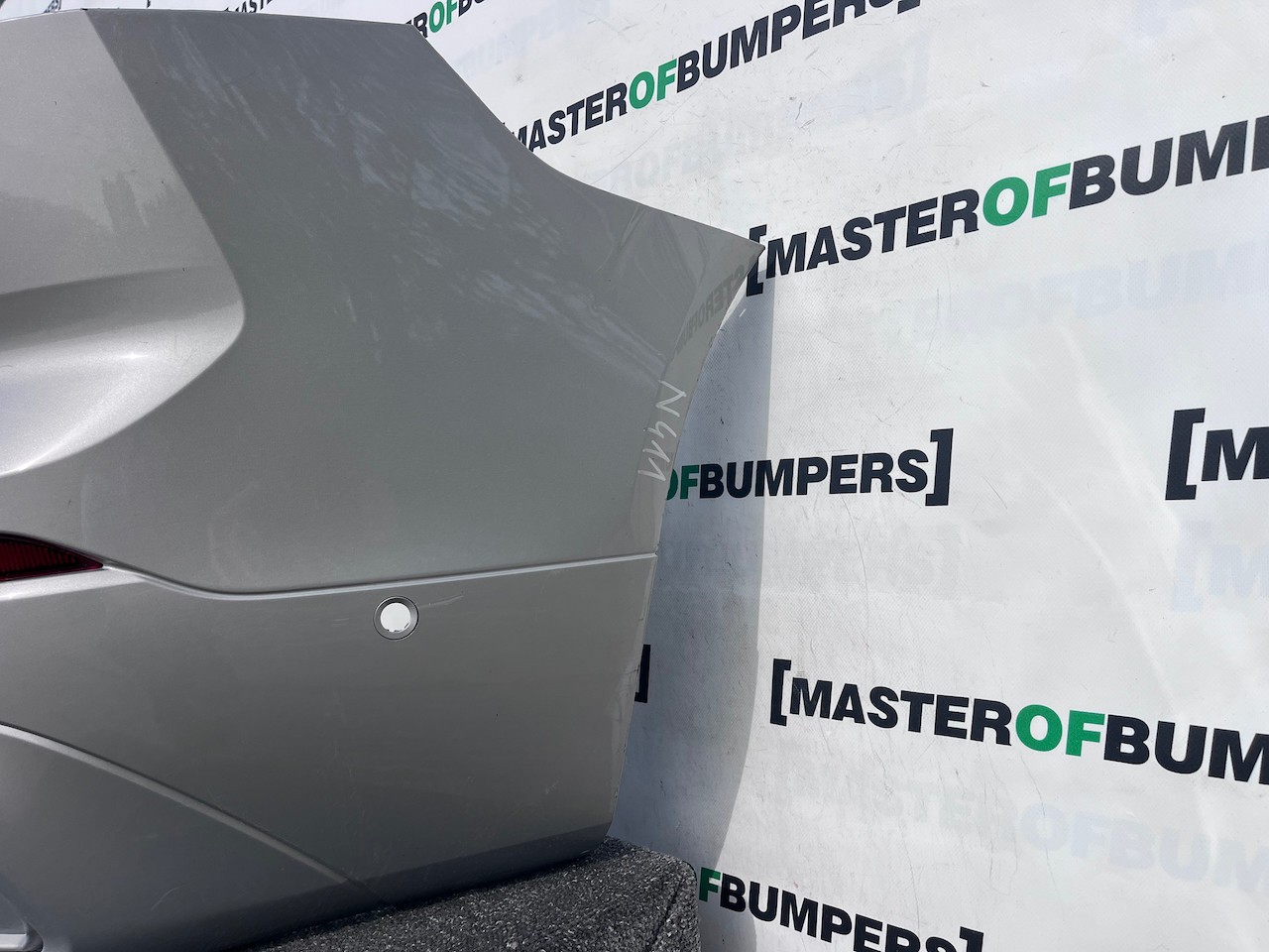 Volvo Xc60 R Design Suv Lift 2021-2025 Rear Bumper 6 Pdc Genuine [n411]