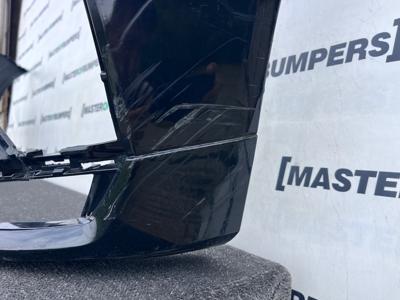 Volvo Xc60 R Design Mk2 Lift 2021-2024 Front Bumper 6 Pdc No Jets Genuine [n427]
