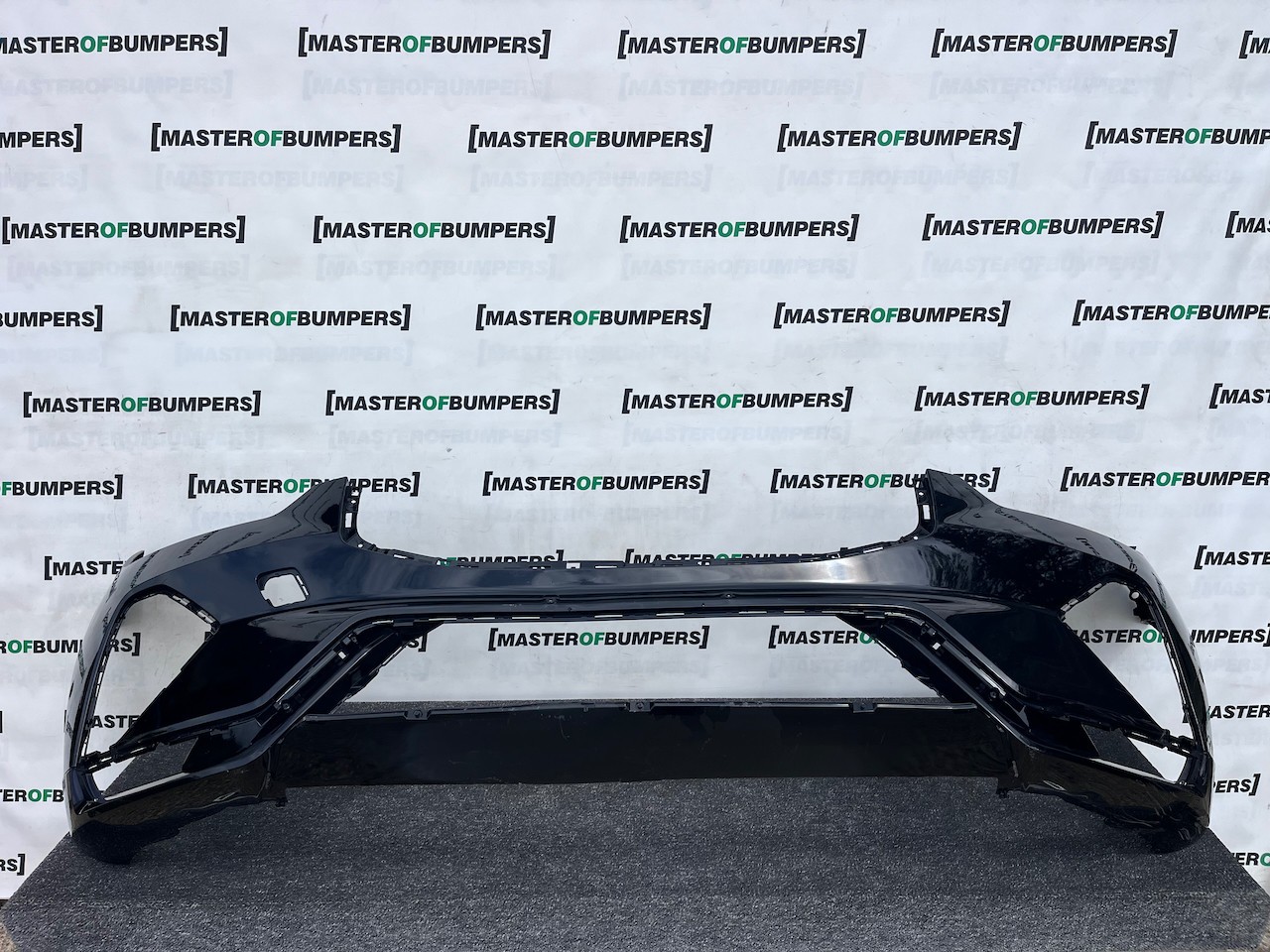 Volvo Xc60 R Design Mk2 Lift 2021-2024 Front Bumper 6 Pdc No Jets Genuine [n427]