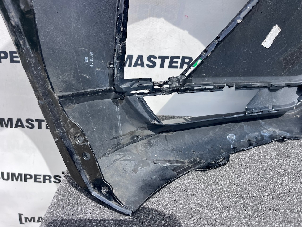 Volvo Xc60 R Design Mk2 Lift 2021-2024 Front Bumper 6 Pdc No Jets Genuine [n427]